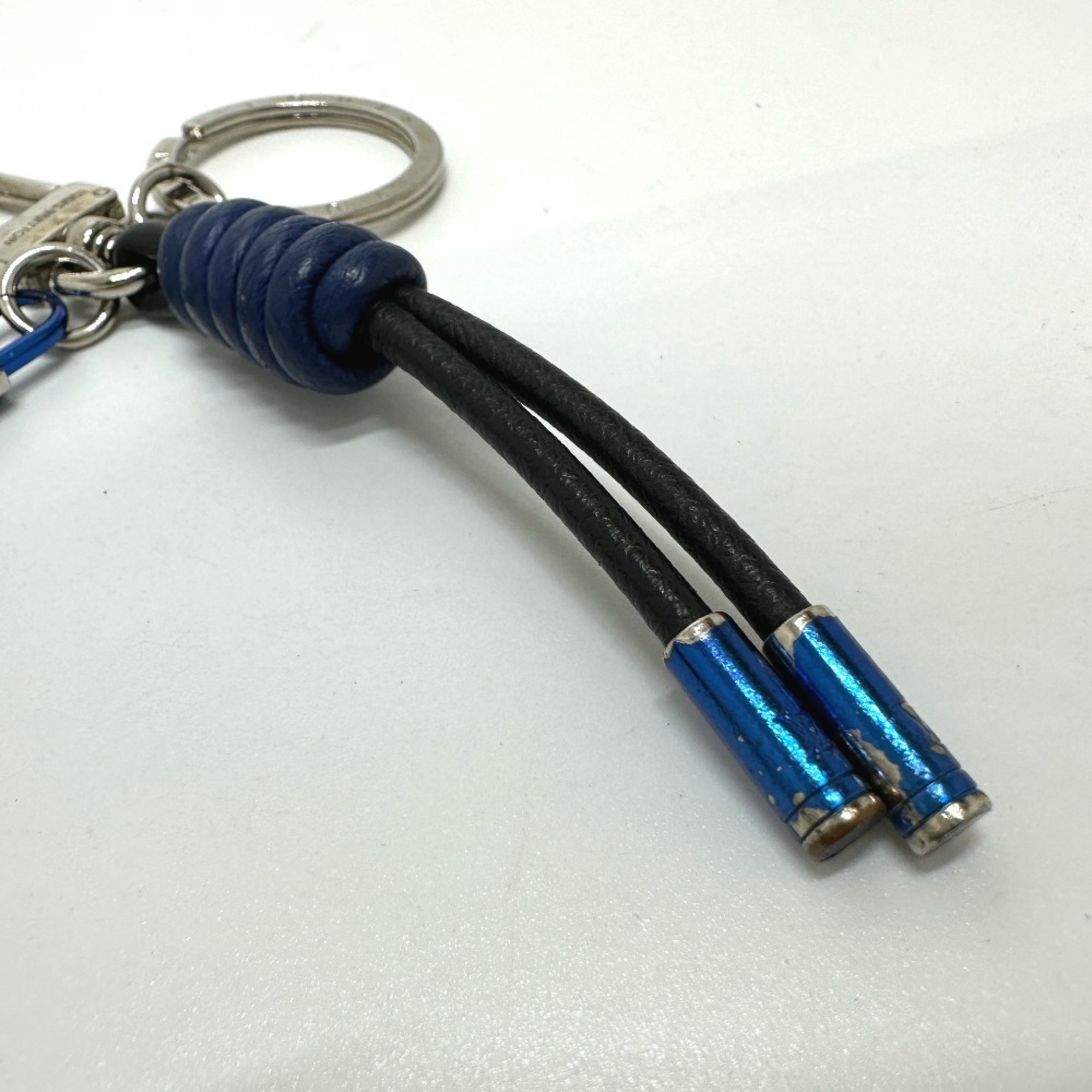 LOUIS VUITTON M61713 Porte-Clés Knot Lock Bag Charm Keychain in Metal/Leather, Men's, Black