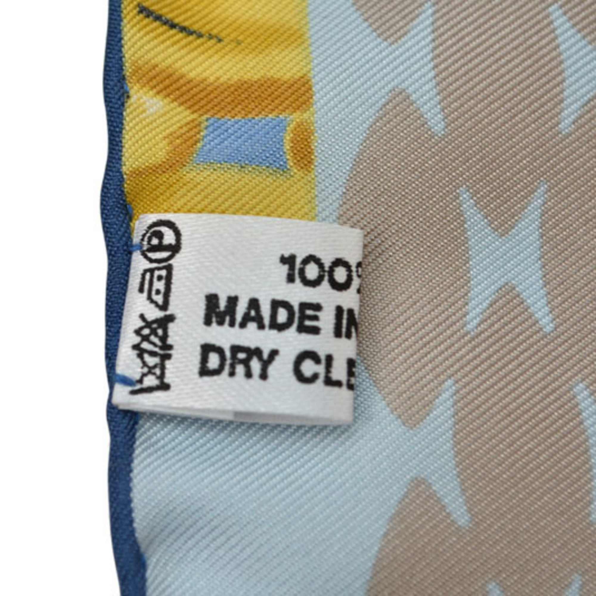 Cartier scarf/shawl in light blue with a Trinity Ring pattern