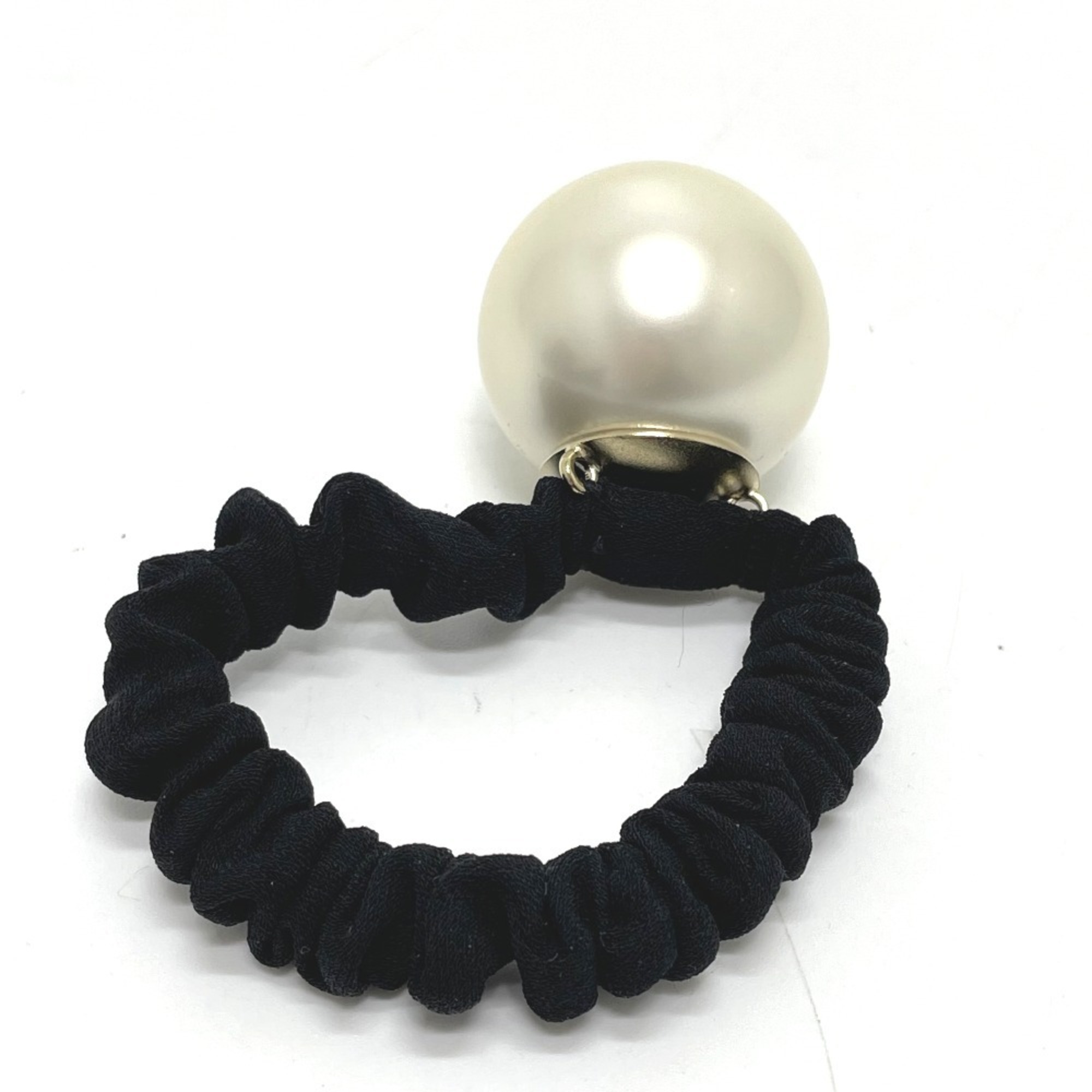 CHANEL CC Coco Mark Scrunchie F22V Hair Tie, Faux Pearl, Women's, Black x White