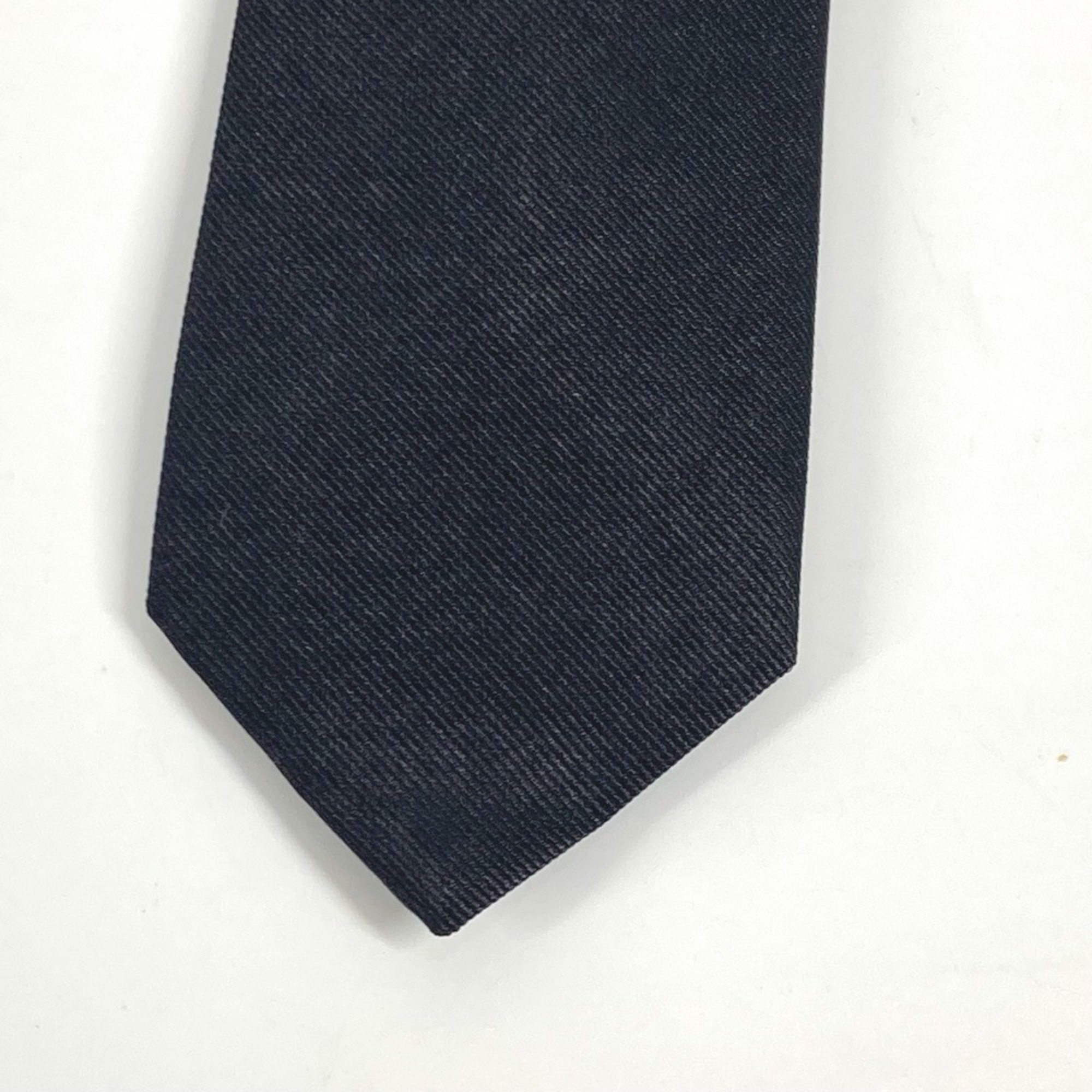 GUCCI Tiger Embroidery Animal Accessory Silk Necktie Men's Black Like New