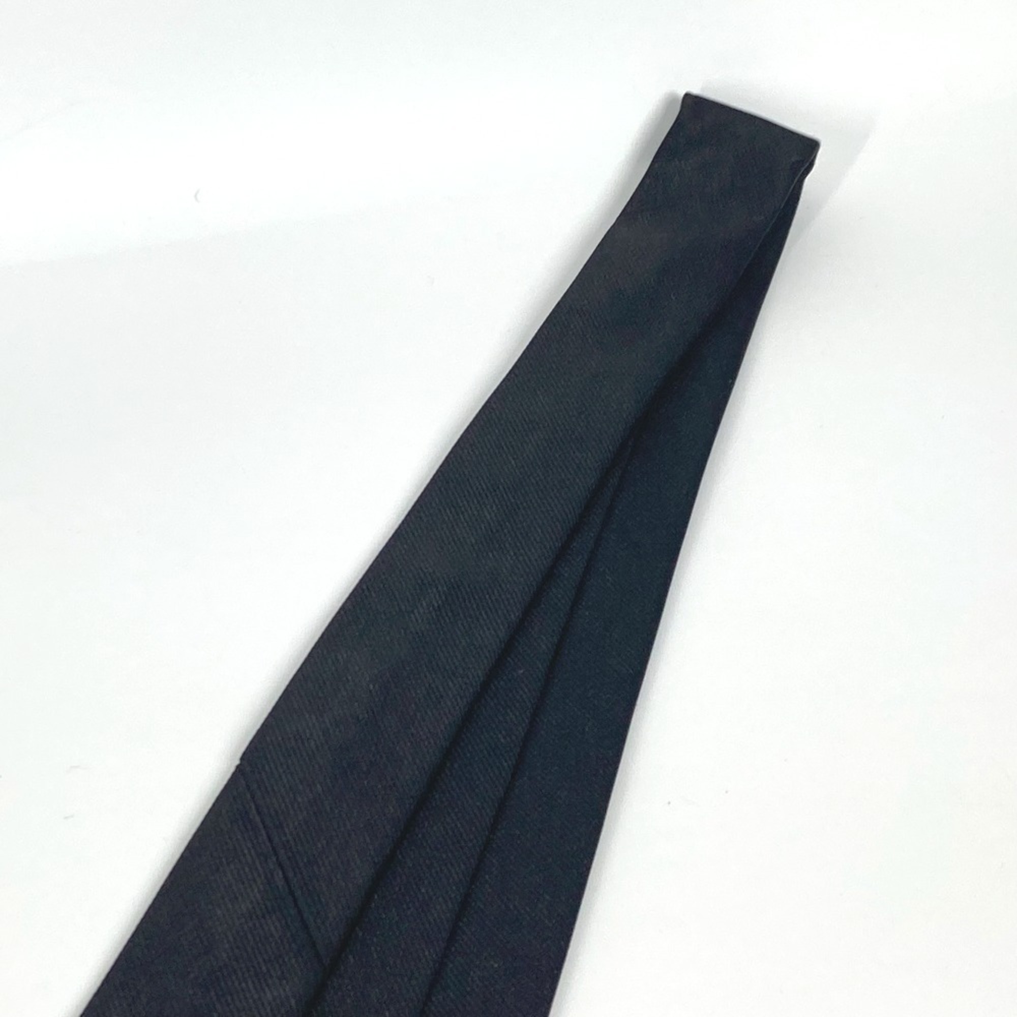 GUCCI Tiger Embroidery Animal Accessory Silk Necktie Men's Black Like New