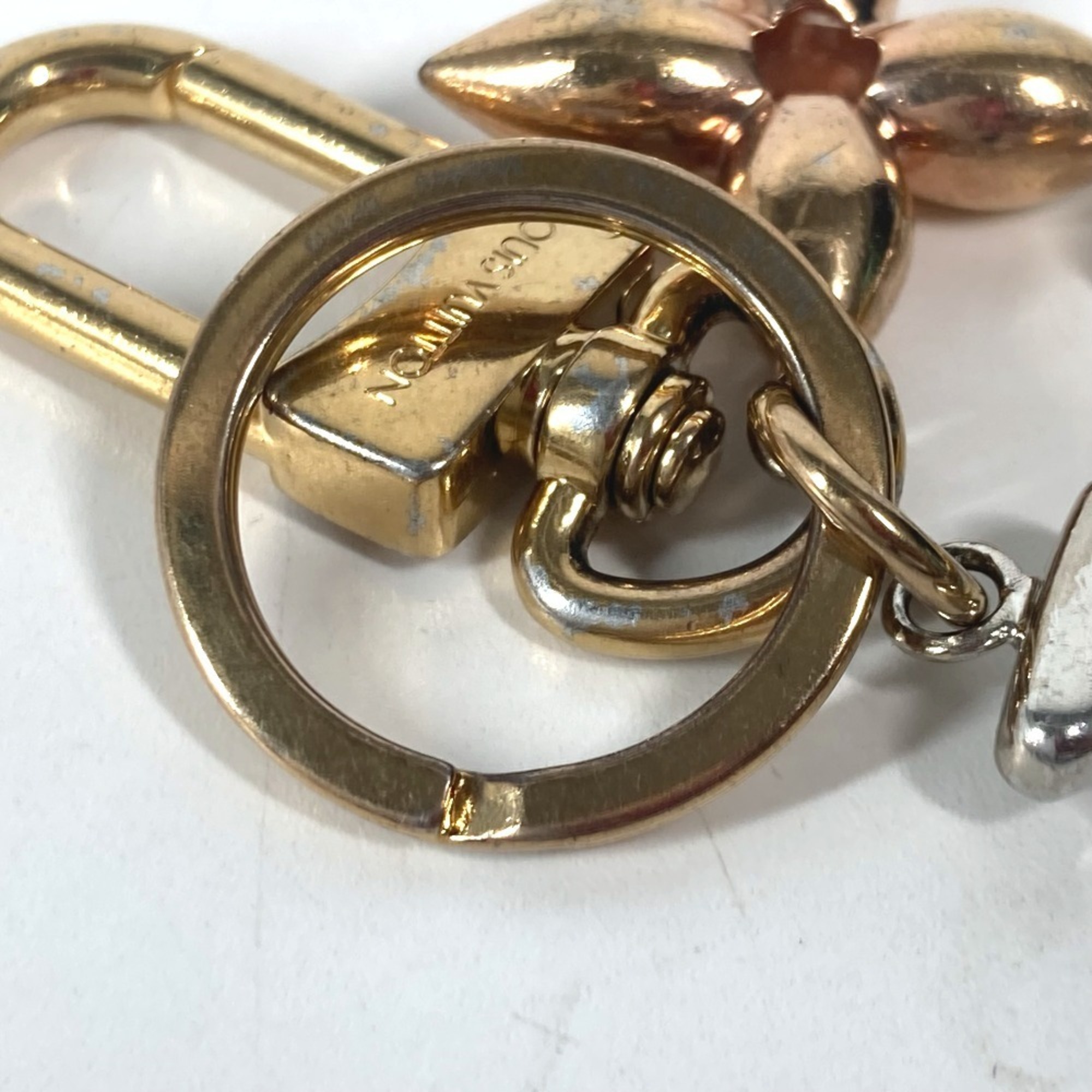 LOUIS VUITTON M68449 LV logo keychain, New Wave bag charm, accessory, metal, ladies, multicolor